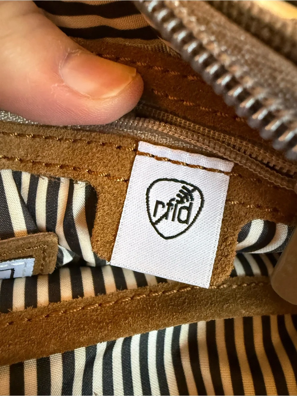 Travelon Anti-Theft Heritage Crossbody Bag